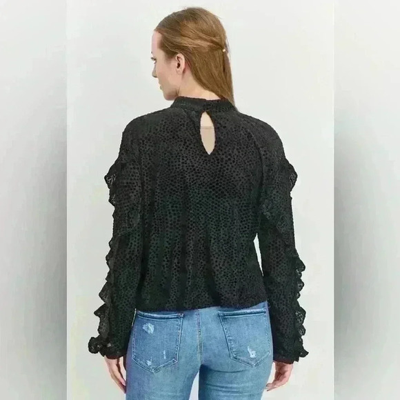 Avec Les Filles Ruffle Long Sleeve Top ~ Black ~ Medium ~ NWT! - Picture 11 of 12